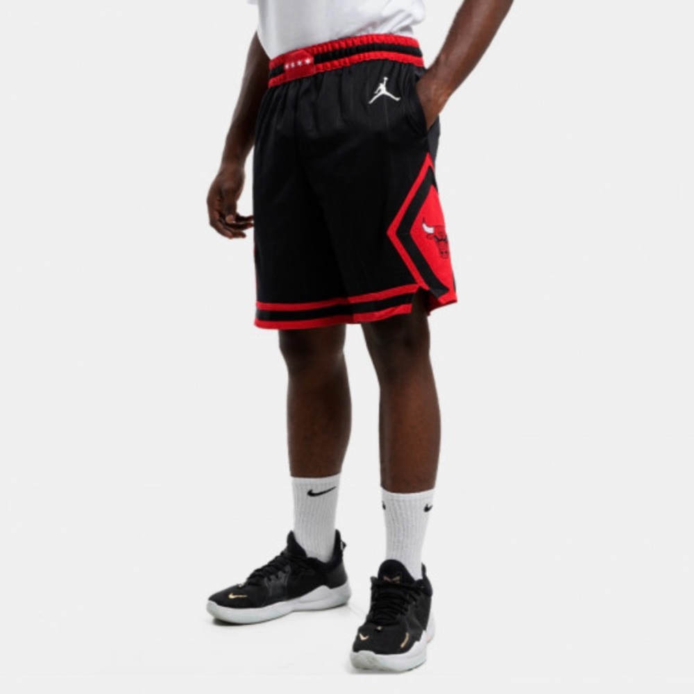 ✔️NWT✔️ NIKE Jordan Chicago Bulls Statement Edition NBA Swingman Shorts